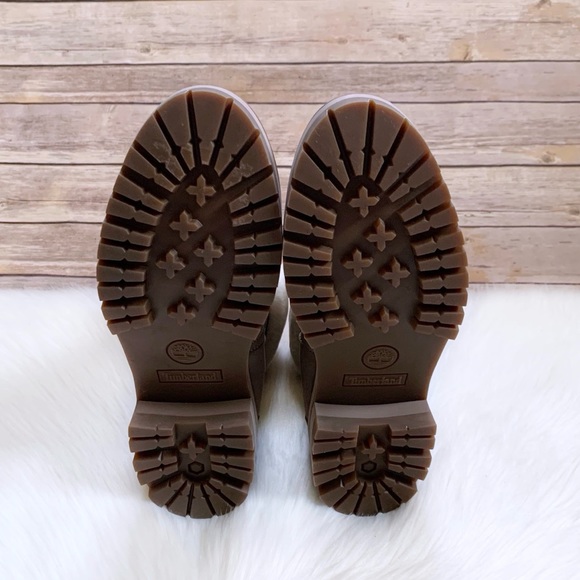 Timberland Courmayeur Valley 6” Shearling Boots - Picture 8 of 8